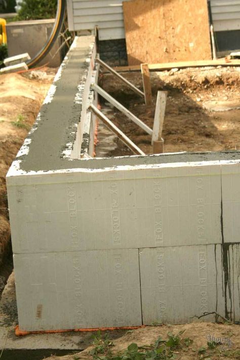 Pier And Beam Foundation Diy, Diy House Foundation, Home Addition Foundation, Diy Foundation House, Diy Concrete Foundation, Diy House Addition, Building Foundation Construction, Diy Home Addition, Carport Enclosure