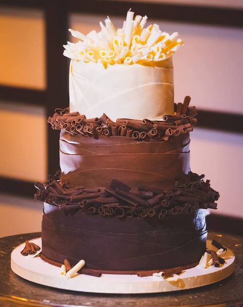 Chocolate tier cake. White Chocolate Frosting, Literary Wedding, Chocolate Wedding, Chocolate Wedding Cake, Tiered Cake, Chocolate Icing, Dream Cake, Wedding Cake Inspiration, Grooms Cake