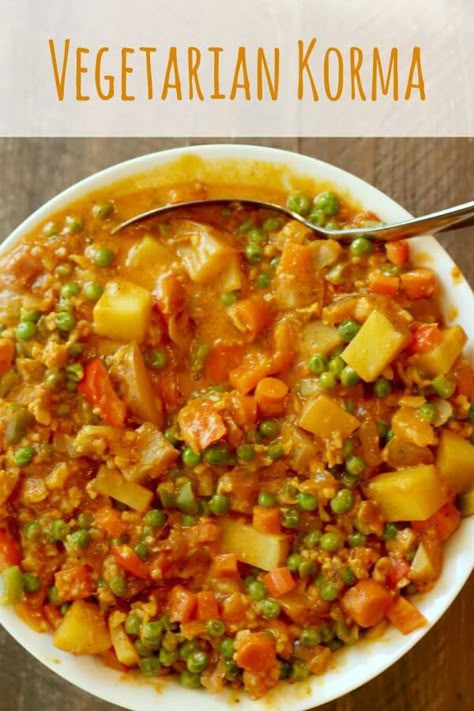 Vegetarian Korma Recipe (Paleo) Bland Vegetarian Recipes, Easy Vegetarian Indian Food, Vegetarian Korma Recipe, Easy Vegetarian Indian Recipes, Veg Korma Recipe, Vegetarian Curry Recipes Easy, Quick Indian Recipes, Veg Korma, Vegetarian Indian Food