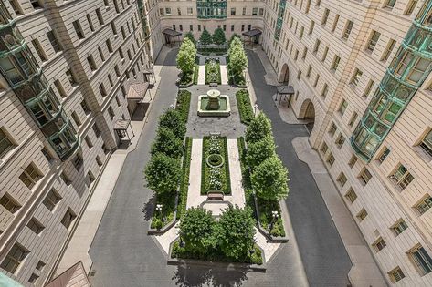 The Belnord Apartments - New York, NY | Zillow The Belnord, Luxury Courtyard, Courtyard Apartments, Stanford White, New York Brownstone, Interior Courtyard, Palazzo Style, Nyc Real Estate, Swimming Pool Spa