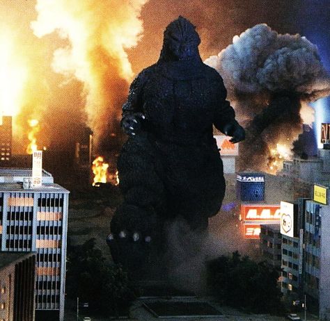 Godzilla Godzilla 1991, Heisei Godzilla, Giant Monster Movies, Classic Memes, Batman Superman Wonder Woman, Bad Film, Kong Godzilla, Monster Artwork, Godzilla Wallpaper