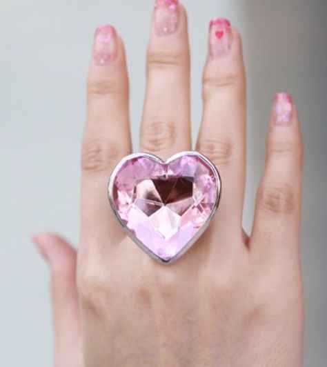 Heart ring Kristina Webb, About Heart, Y2k Accessories, Second Account, Kawaii Accessories, Large Ring, Everything Pink, Intp, Heart On