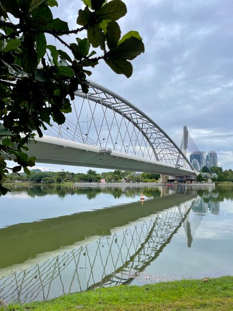 Connecting Cyberjaya and Putrajaya Putrajaya, Kuala Lumpur, Bridge, Quick Saves