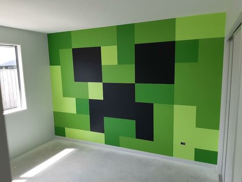 Inspiration for repainting Ben's room Minecraft Mural, Bedroom Minecraft, Minecraft Room Decor, Minecraft Bedroom Decor, Sons Room, Minecraft Wall, Birthday Room, Brand New House, Boys Bedroom Makeover