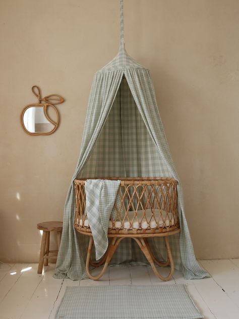 Checkered Mint Muslin Canopy / Canopy Over the Cot / Green Bed Canopy / Crib Canopy / Circus Motive / Kidsroom Decor / Gift / Babotipi - Etsy Green Bed Canopy, Canopy Crib, Mustard Bedding, Green Bed, Hanging Tent, Crib Canopy, Play Tents, Nursery Room Inspiration, Green Bedding