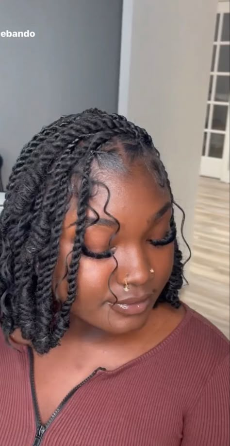 Barbie Ponytail Locs, Locs In Ponytail, Ponytail Locs, Latest Dreadlocks Styles, Dreadlocks Ponytail, Stretched Hair, Black Hair 90s, Hair 90s, Dreadlocks Styles