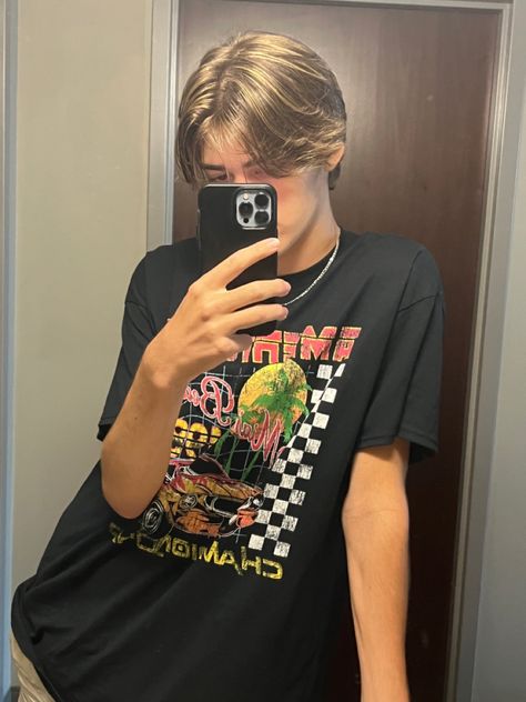 y2k boys outfit teen miami racecar aesthetic cute boy middle part necklace 2023 outifts Y2k Boys, Necklace 2023, Aesthetic Cute, Middle Part, Middle Parts, Boy Outfits, Race Cars, Miami