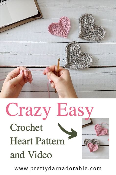 Crochet Winter Patterns, Easy Crochet Heart, Crochet Heart Patterns, Crochet Coaster Patterns, Crochet A Heart, Crocheted Hearts, Coaster Tutorial, Coaster Patterns, Crochet Feather