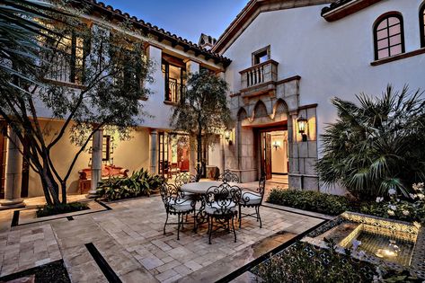 Beautiful Courtyards, Tuscan Courtyard, Tuscan Style Villa, Mediterranean Courtyard, Arch Entryway, Spanish Courtyard, John Rambo, Court Yard, Stone Floor