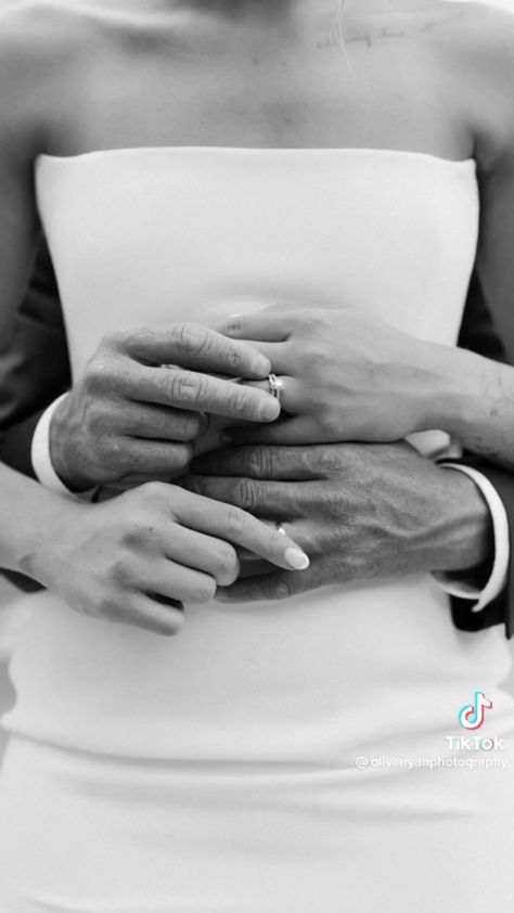 Wedding Photo List, Courthouse Wedding Photos, Wedding Shot List, Wedding Portrait Poses, Couple Engagement Pictures, Wedding Picture Poses, Wedding Photography Styles, Wedding Photos Poses, Courthouse Wedding