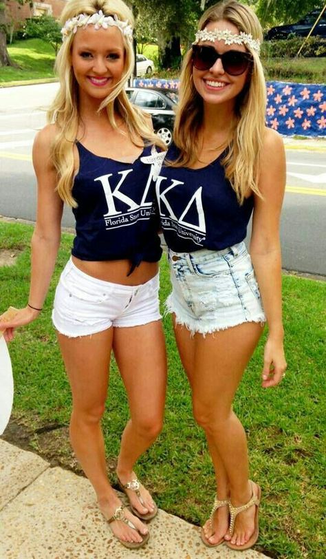 Sorority Girls, Sorority Fashion, Recruitment Outfits, Sorority Merch, Florida Woman, Sorority Sisters, Sorority Girl, Kappa Delta, White People