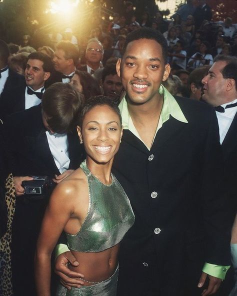 Will Smith and Jada Pinkett Smith at the 69th Academy Awards - 1997 ? #willsmith #movies #actors #cinema #hollywood Jada Pinkett Smith 90s, Will Smith And Jada Pinkett, Jada Smith, Jada Pinkett, Jada Pinkett Smith, Short Torso, Academy Awards, Will Smith, Pop Culture