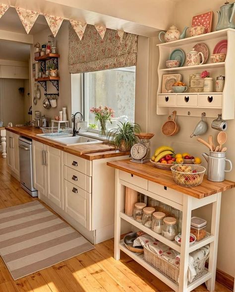 Retro Decor Ideas, Ideal House, Flat Decor, Kitchen Lounge, Dream Life House, Lounge Style, Dinner Prep, Kitschy Kitchen, Dream Apartment Decor