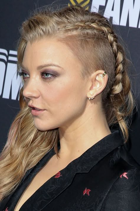 Such badass hair on Natalie Dormer. The Fiercest Braid on the Entire Planet (Spotted at Comic-Con, Naturally) Funk Hairstyle, Half Shaved Head, Trendy We Fryzurach, Undercut Long Hair, Half Shaved Hair, Half Shaved, Viking Hair, Natalie Dormer, Funky Hairstyles