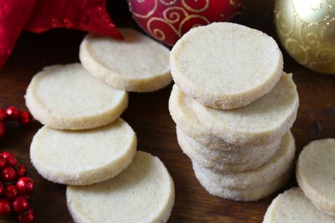 traditional german heidesand cookies shortbread recipe browned butter Christmas holidays baking dessert authentic Homemade Bread Bowls, German Christmas Food, Butter Shortbread Cookies, Cookies Shortbread, Butter Shortbread, Holiday Baking Christmas, German Cookies, Shortbread Recipe, Cookie Recipes Homemade