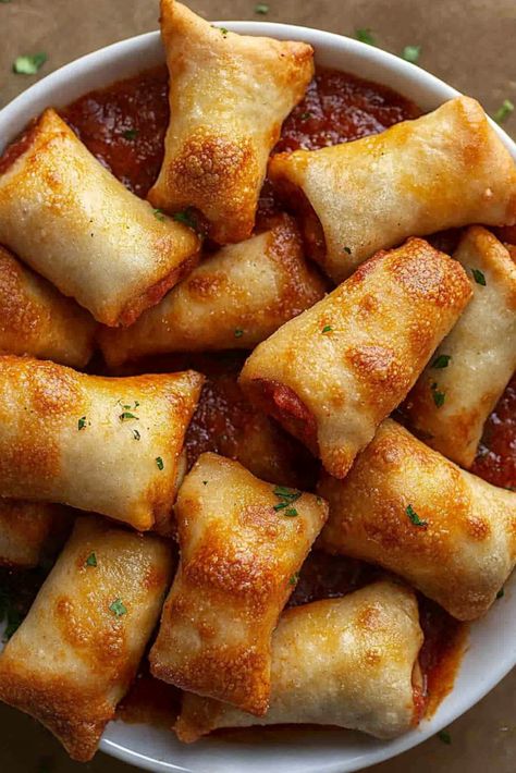 Easy Air Fryer Pizza Rolls Recipe Pizza Rolls From Scratch, Homemade Pizza Rolls In Air Fryer, Easy Pizza Rolls Recipes, Air Fry Pizza Rolls, Tortilla Pizza In Air Fryer, Pizza Rolls With Pizza Dough, Pizza Rolls Homemade, Diy Pizza Rolls, Pizza Rolls In Air Fryer