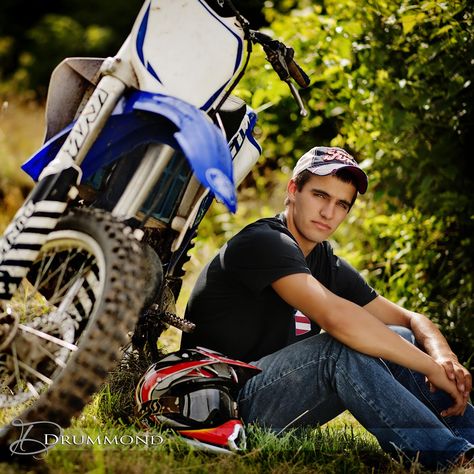 Dirt Bike Pictures, Dirt Bike Graduation Pictures, Senior Dirt Bike Pictures, Senior Pictures With Motorcycle, Motorcycle Senior Pictures, Dirt Bike Senior Pictures, Dirtbike Senior Photos, Senior Photos With Motorcycle, Dirt Bike Photoshoot