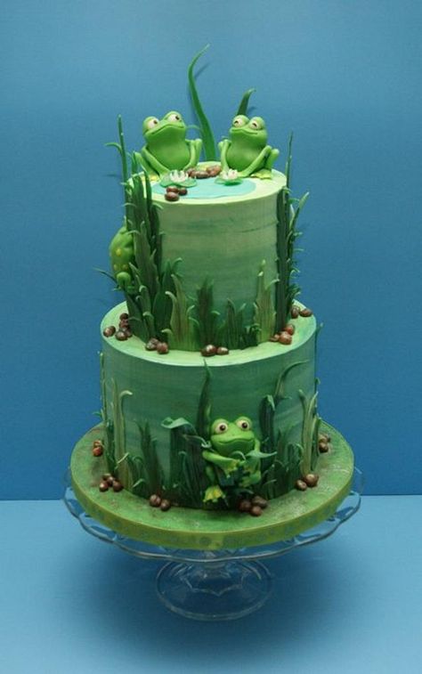 Froggy Cake, Birthday 17, Frog Cake, Dinner Quick, Green Cake, Animal Cakes, Childrens Birthday Cakes, Novelty Cakes, Love Cake