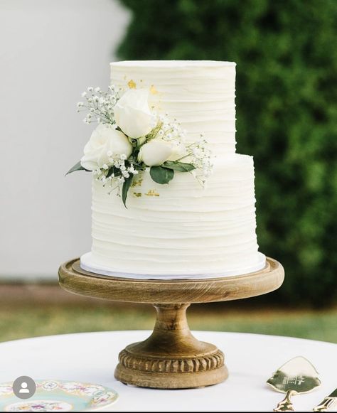 2tier Wedding Cake, Green Wedding Cakes, Wedding Cake Two Tier, Wedding Cake Simple Elegant, 2 Tier Wedding Cakes, Textured Wedding Cakes, Resipi Kek, Small Wedding Cakes, Classic Wedding Cake