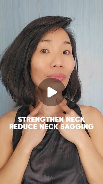 Trinh Georg on Instagram: "One effective exercise to tighten the neck and reduce sagging involves lying flat on your back with your buttocks tightened. Lift your head and shoulders off the floor by 1-2 centimeters, engaging the muscles at the front of your neck. Hold this position for about 5 seconds before lowering back down, repeat 10 times, and follow with neck stretches or neck massage to release tension. ✨️🫶

This exercise helps to strengthen the neck muscles, contributing to a firmer, more toned appearance. Regular practice can lead to noticeable improvements in neck firmness and reduced sagging.

#neckstrength #saggingneck #saggingneckskin #doublechin #natrualbeauty #FacialFitness #trinhgeorgg" Slim Neck Exercises, Neck Exercises To Tighten Skin, Saggy Neck Exercises, Neck Lines, Hicks On Neck, Facial Exercises For Jowls, Sagging Neck Skin, Saggy Neck, Sagging Neck