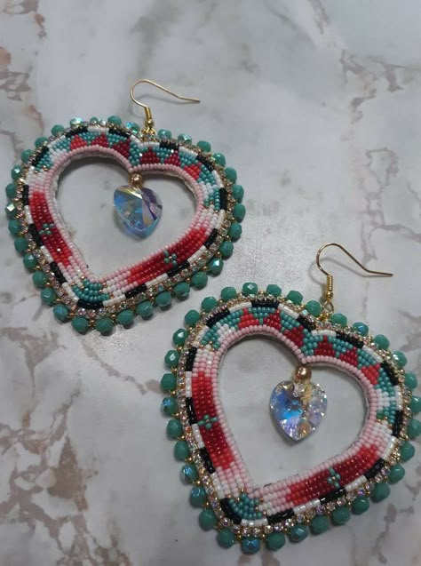 Beaded Heart Earrings Native, Fathers Daughter, Beaded Earrings Ideas, Beaded Heart Earrings, Native Beaded Earrings, Native Regalia, Seed Beads Jewelry, Beautiful Beaded Earring, Seed Bead Jewelry Patterns