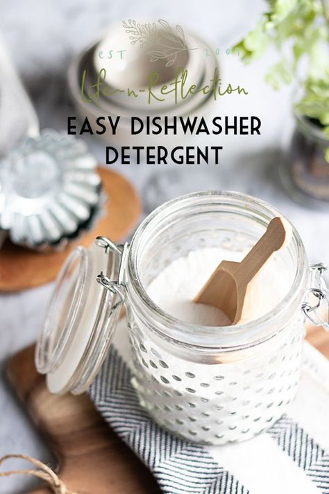 Diy Dishwasher Detergent, Homemade Dishwasher Detergent, Detergent Recipe, Koti Diy, Deep Cleaning Hacks, Essential Oils Cleaning, Dish Detergent, Homemade Cleaning Products, Dishwasher Soap