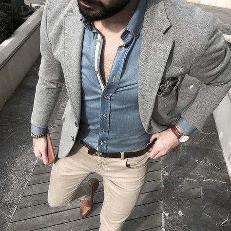 What To Wear With Khaki Pants For Men - 50 Male Outfit Styles Outfits For The Office, Terno Slim Fit, Terno Slim, Khaki Pants Men, Mens Fashion Blog, Traje Casual, Sharp Dressed Man, Men Style Tips, Grey Blazer