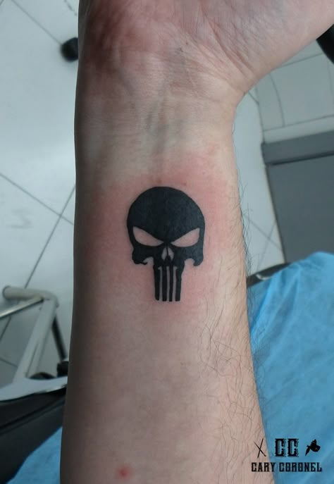 The Punisher Tattoo, Punisher Skull Tattoo, Spartan Helmet Tattoo, Punisher Tattoo, Simple Tattoo With Meaning, Soldier Tattoo, Cross Tattoo For Men, Military Tattoos, Marvel Tattoos