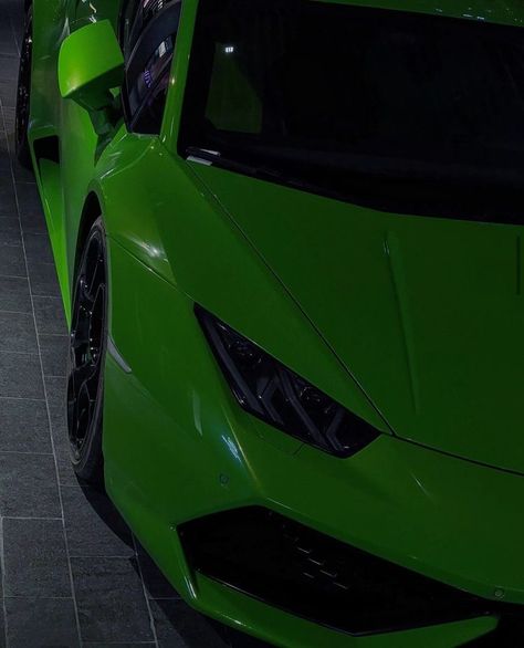 Green Lamborghini, Green Cars, Tech Aesthetic, Dark Green Aesthetic, Lovely Car, Instagram Feed Inspiration, Pink Car, Beige Aesthetic, Anime Scenery Wallpaper