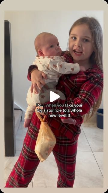 Harlow Rose 🌹 on Instagram: "When my mam turns her back!! #fyp #bigsister #newbaby #siblings #funny #funnybaby #newborn #diaper #diaperchange #momlife #siblingsbelike #kidsofinsta #babysofinstagram #foryou #pov #funnyvideos #insta"