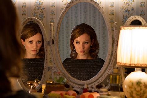 Legend 2015, 60s Look, Emily Browning, A Knight's Tale, 20th Century Fashion, French Films, Work Room, Good Movies To Watch, Film Set