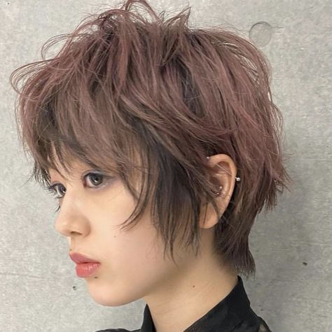 Pixie Hair Aesthetic, Super Short Bob With Bangs, Alt Pixie Cut, Japanese Haircut Short, Masc Hairstyles, Short Emo Haircuts, Waves Haircut, Short Shag Haircuts, Really Short Hair