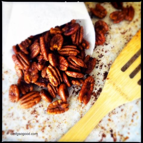 Savory Roasted Pecans Recipe, Spicy Roasted Pecans, Spicy Pecans Recipe, Roasted Pecans Recipe, Spicy Pecans, Spiced Pecans, Roasted Pecans, Nut Recipes, Pecan Recipes