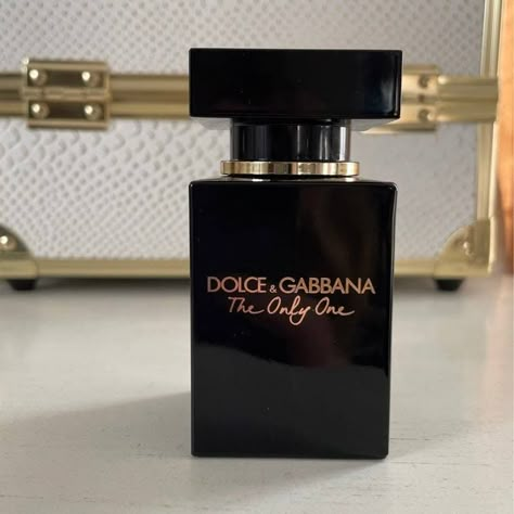 Dolce And Gabbana Moodboard, Glowup Moodboard, Dolce And Gabbana Aesthetic, The Only One Intense, Dolce And Gabbana Perfume, Moon Song, Perfume Lover, Perfume Collection, Women Perfume