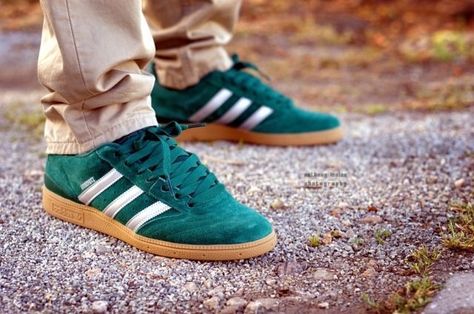 Adidas Buzenits Adidas Busenitz Outfit, Adidas Busenitz, Adidas Outfit, Adidas Gazelle Sneaker, Daily Outfits, Forest Green, Casual Style, Adidas Sneakers, Forest