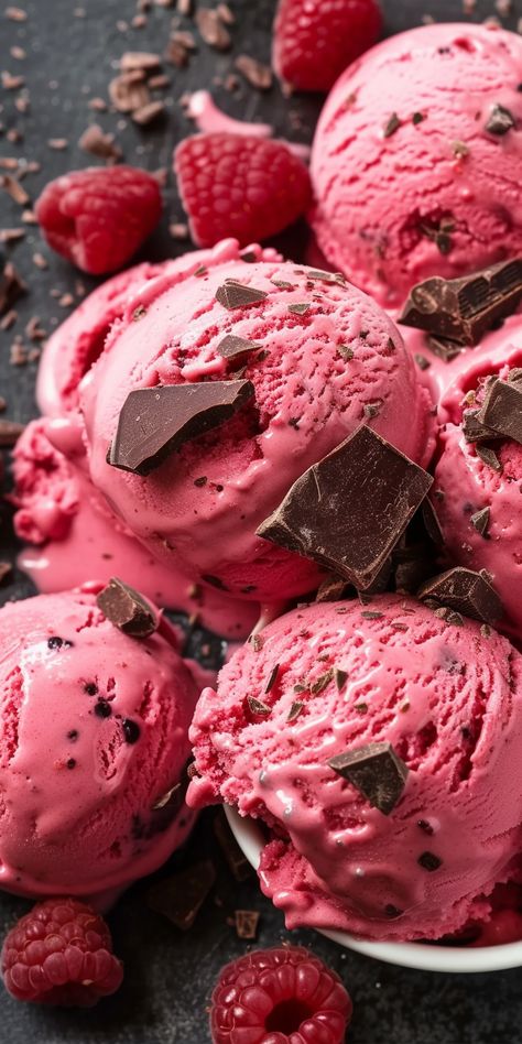 Ice Cream Memes, Chocolate Raspberry Ice Cream, Raspberry Ice Cream Recipe, Sherbet Ice Cream, Dessert Ice Cream, Raspberry Coulis, Raspberry Ice Cream, Ice Cream Maker Recipes, Raspberry Chocolate