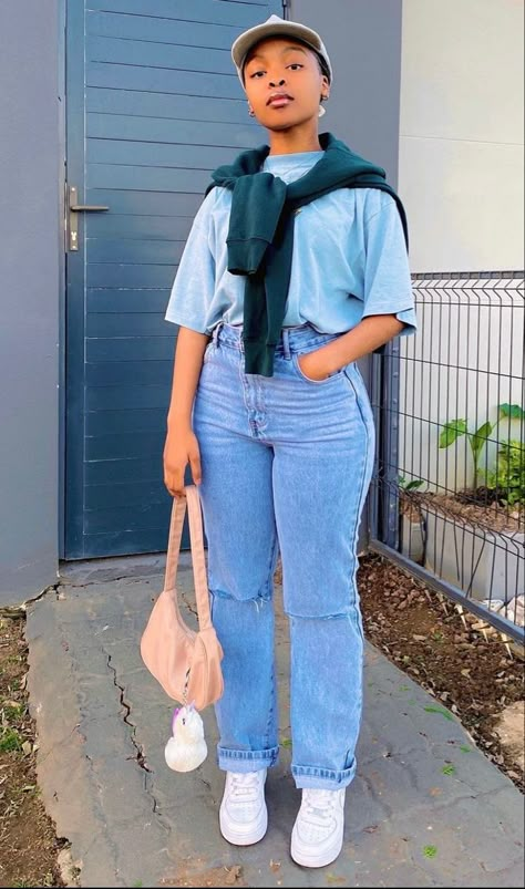 Girly But Tomboy Outfits, Varsity Outfit Aesthetic, Modest Campus Outfits, How To Be More Stylish, Streetwear Fashion Women Modest, Modest Simple Outfits, Modest Outfits For Teens, Baddie Campus Outfits, Simple Girly Outfits