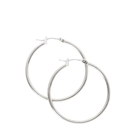 Accessories Png, Small Silver Hoop Earrings, Png Aesthetic, Hoop Design, Snap Back, Trendy Style, My Skin, Silver Hoops, Silver Hoop Earrings