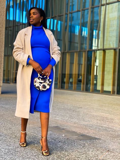 Ways To Wear Royal Blue For Fall. Royal Blue And Brown Outfit, Royal Blue Jacket Outfits Women, Royal Blue And Black Outfit, Royal Blue Dress Outfit Casual, Blue Dress Combination, Cobalt Blue Dress Outfit, Blue Dress Outfit Ideas, Royal Blue Outfit Ideas, Royal Blue Dress Outfit