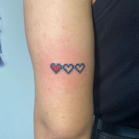 8 Bit Heart Tattoo, Minecraft Heart Tattoo, 8 Bit Tattoo, Pixel Heart Tattoo, Minecraft Heart, Star 1117, Matching Tattoos For Siblings, Pixel Tattoo, Game Tattoo