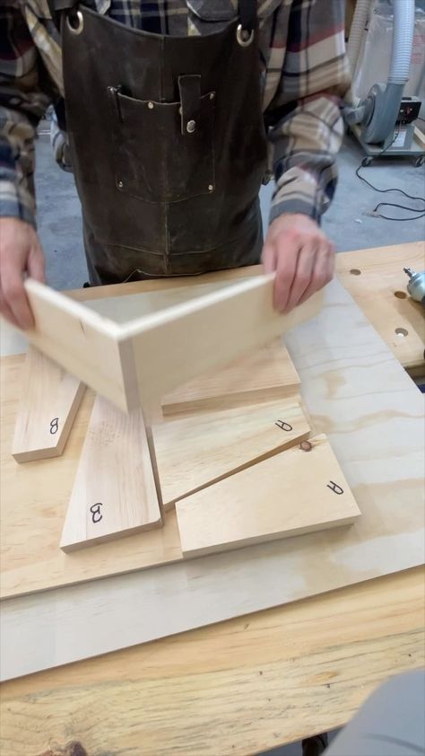 Corner Clamp Jig: Woodworker’s Secret Weapon - Are you tired of struggling to make perfect 90 degree joints for your woodworking projects?… | Instagram Diy Corner Clamp Jig, Diy Corner Clamps Woodworking, Woodworking Jig Plans, Woodworking Clamps, Carpentry Diy, Scrap Wood Projects, Woodworking Jigs, Woodworking Tips, Carpentry