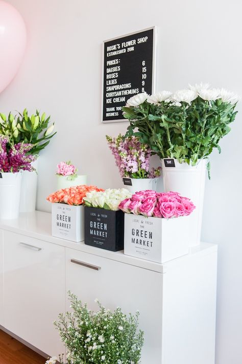 Flower Business Ideas, Floral Shop Ideas, Flower Shop Ideas, Modern Flower Shop, Flower Shop Interiors, Ideas For Flowers, Flower Shop Decor, Flower Shop Design, Flowers Birthday