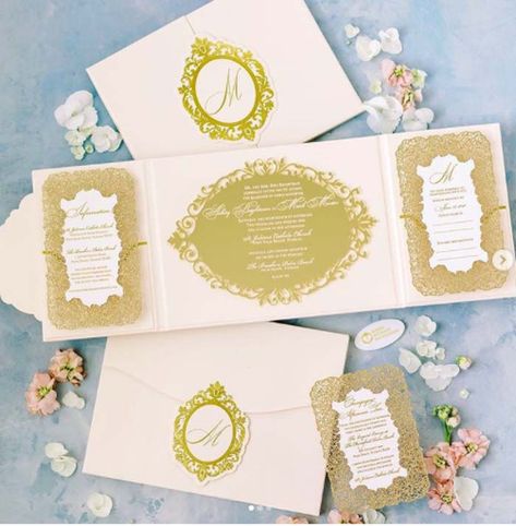 11 Wedding Invitation Designs To Suit Any Style - Modern Wedding Fall Wedding Planning, Wooden Wedding Invitations, Wedding Invitation Designs, Clear Acrylic Wedding Invitations, Opulent Wedding, Bohemian Wedding Invitations, Acrylic Wedding Invitations, Fall Wedding Cakes, Sage Green Wedding