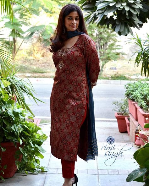 Rimi Singh (@rimi_singh_) • Instagram photos and videos Modal Silk Ajrakh Kurti, Modal Silk Kurti Designs, Printed Kurtas, Silk Kurtis, Kurti Pattern, Silk Kurti Designs, Silk Kurti, Beautiful Sarees, Kurti Patterns