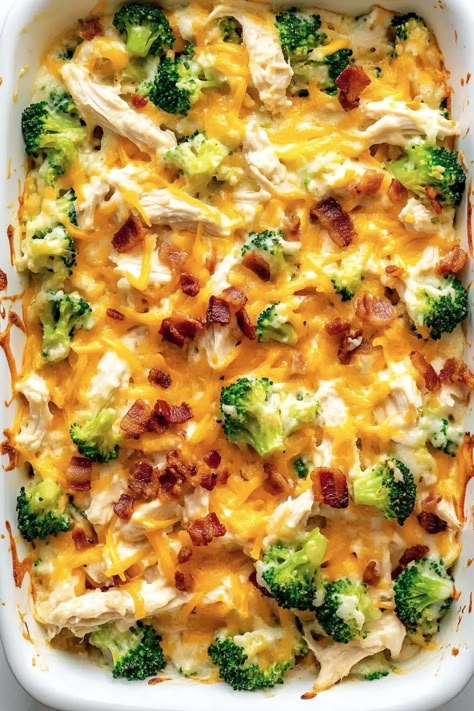 Easy Dinner Recipes Carb Free, Low Carb Recipes With Broccoli, Low Carb Dinner Recipes For Two, Quick No Carb Dinner, Easy Low Carb Chicken Casserole, Keto Rotisserie Chicken Casserole, Low Carb Chicken Divan Casserole, Lower Carb Casseroles, Clean Eating Chicken Casserole