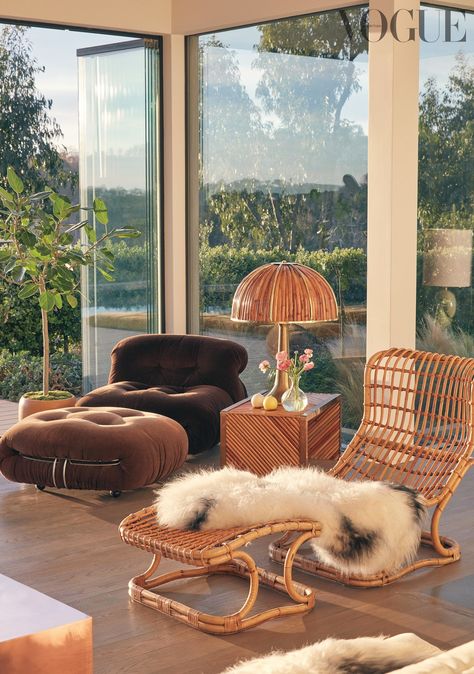 Lisa Marie Fernandez Shows Vogue Her Ranch House In Malibu | British Vogue House In Malibu, Log Home Plan, Joseph Dirand, Togo Sofa, Carlo Scarpa, Lisa Marie Fernandez, Pierce Brosnan, Beautiful Living Rooms, Julia Roberts