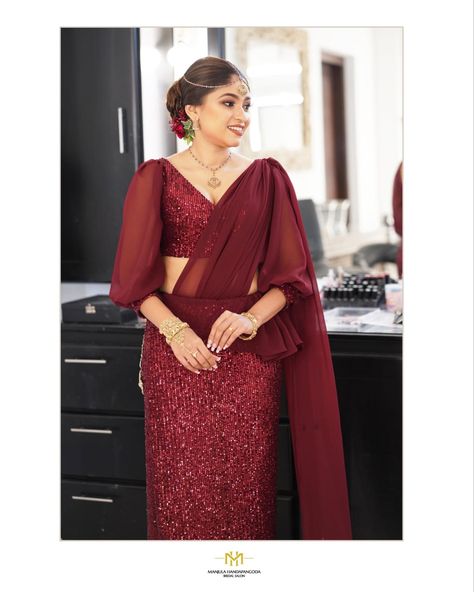 Kandiyan Saree Blouse Designs, Wedding Saree Jacket Designs Latest, Kandyan Bridal Saree Designs, Kandiyan Saree Designs, Modest Blouse Designs Saree, Kandian Saree Jacket Designs Latest, Wedding Saree Jacket Designs, Kandyan Saree For Party, Sari Jacket Designs