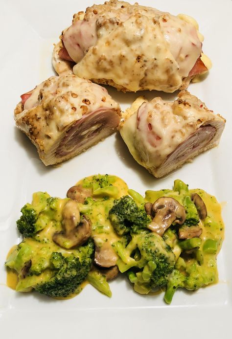 Chicken Cordon Bleu with Cheesy Broccoli and Mushrooms #food #healthy #healthyfood Broccoli Steamed, Broccoli And Mushrooms, Mushrooms Food, Homemade Pepperoni Pizza, Chopped Broccoli, Cheesy Broccoli, Chicken Cordon, Chicken Cordon Bleu, Dessert Pictures