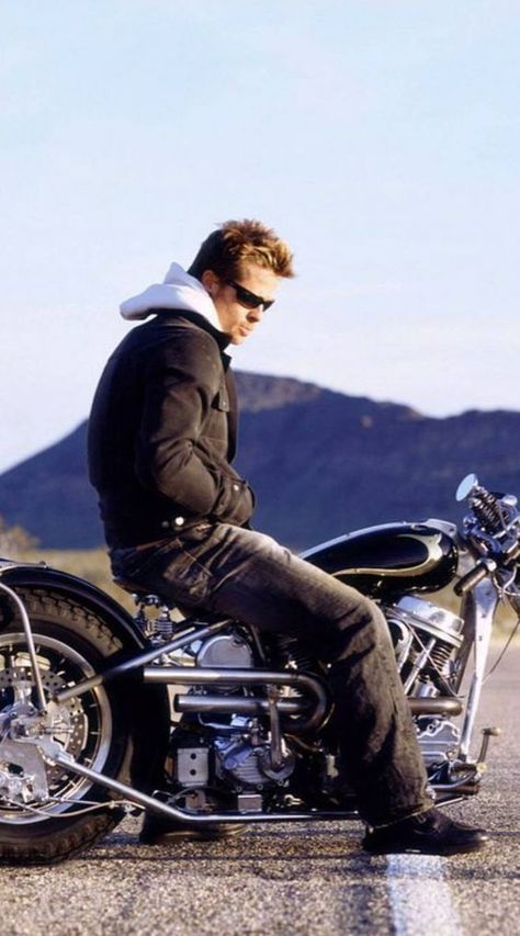 Brad Pitt Hair Look Boy, Brad Pitt Troy, Bradley Pitt, Mechanic Man, Y2k Fashion Outfit, Sportster Bobber, Brad Pitt And Angelina Jolie, Biker Art, Adventure Aesthetic