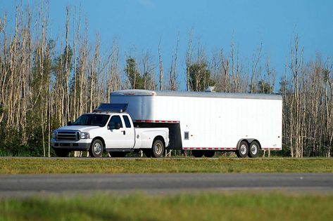 Trucking Business, Towing Company, Box Trailer, South Holland, Equipment Trailers, Enclosed Trailers, Towing Trailer, Commercial Insurance, Semi Truck